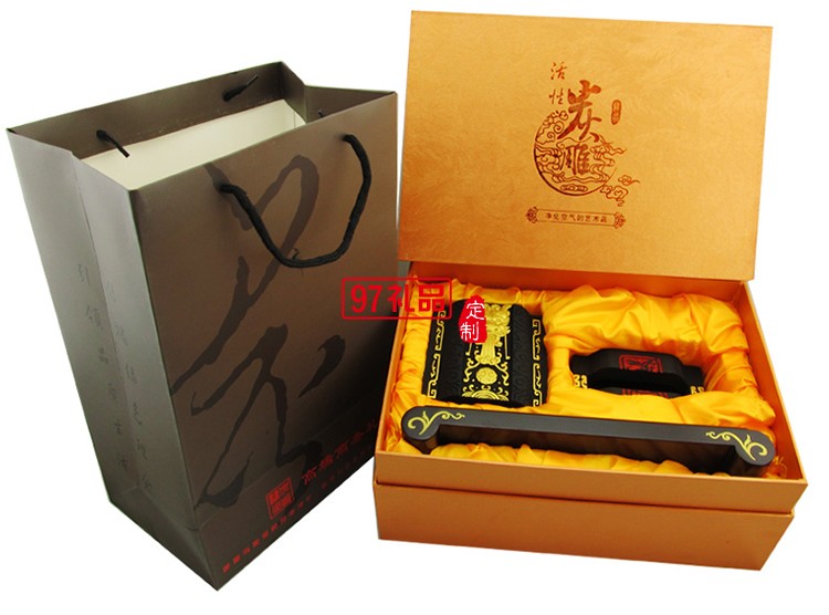 龍呈祥瑞辦公套件