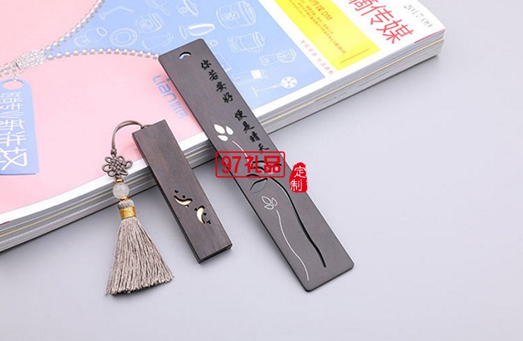 鑲嵌銀絲紅木書(shū)簽 